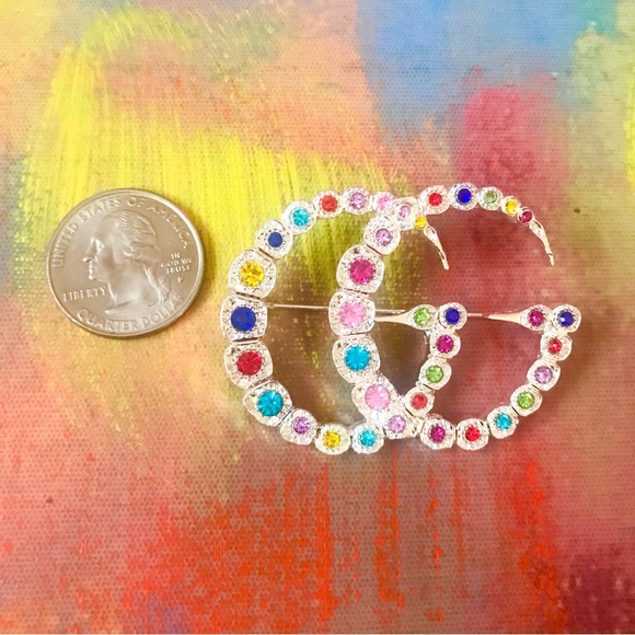 FabulouslyFitted | A Real Rhinestone Fashion Brooch - Picture 5 of 6